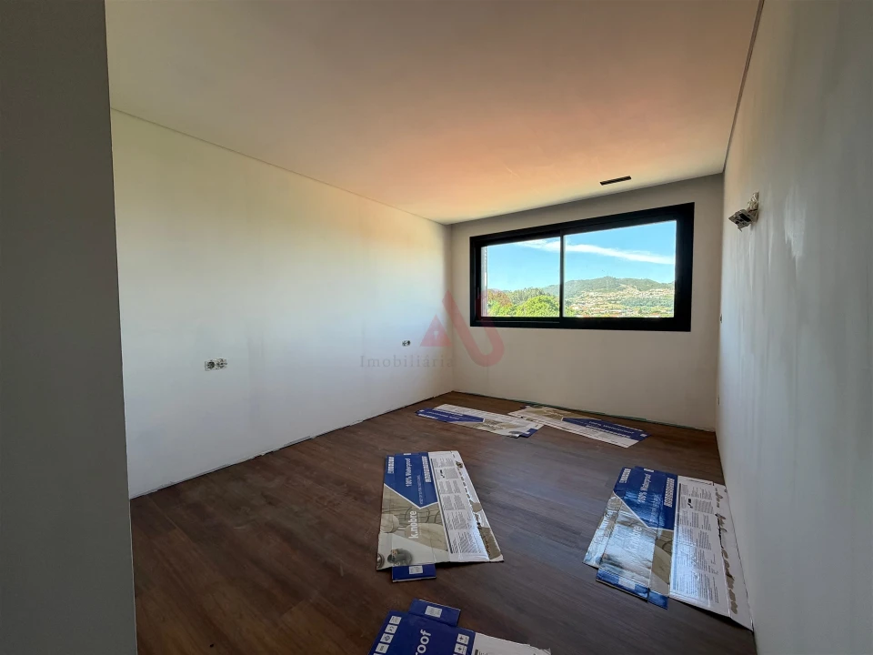 Apartamento T3 para Venda em Santo Adrião de Vizela Foto 13