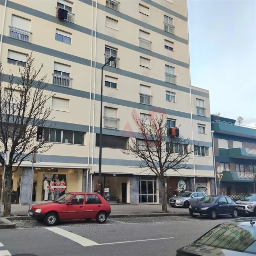 Apartamento T3 para Venda em Azurem Foto 4