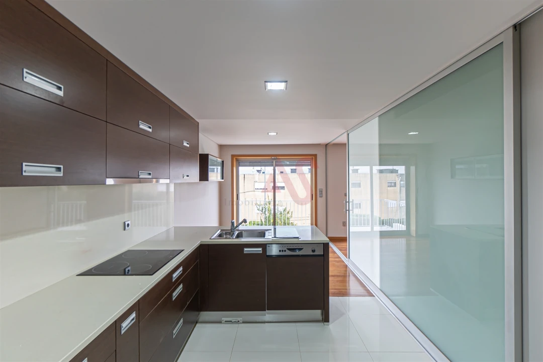 Moradia T3 para Venda em Mesão Frio Foto 18