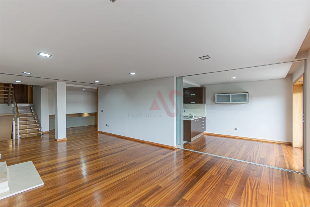 Moradia T3 para Venda em Mesão Frio Foto 15