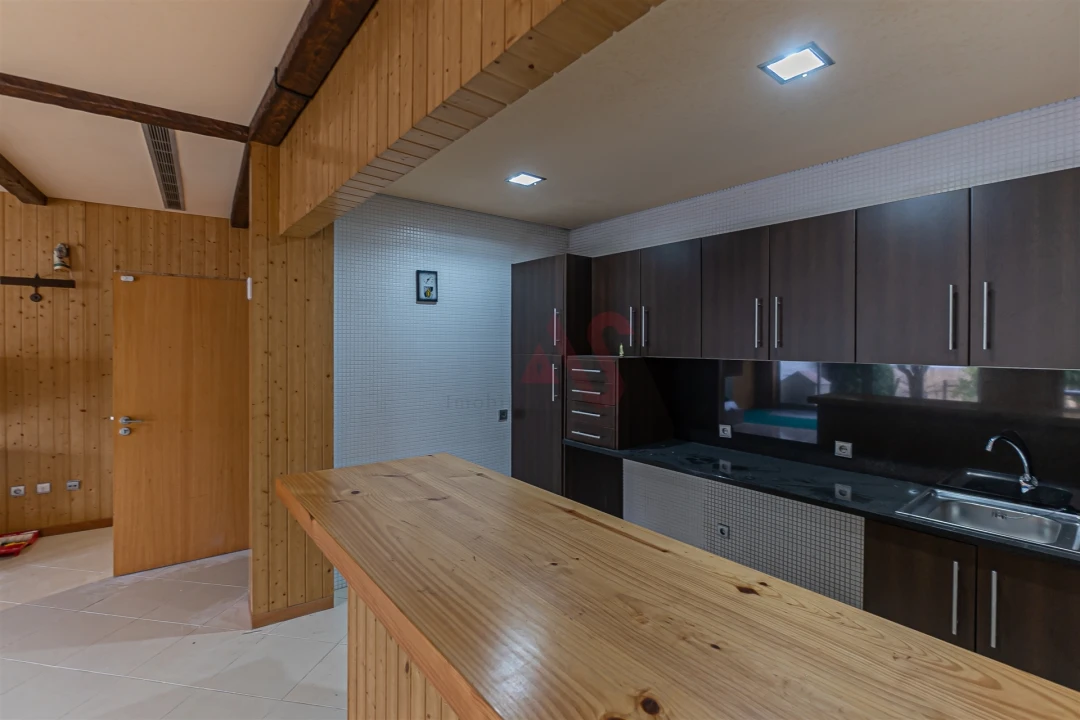 Moradia T3 para Venda em Mesão Frio Foto 25