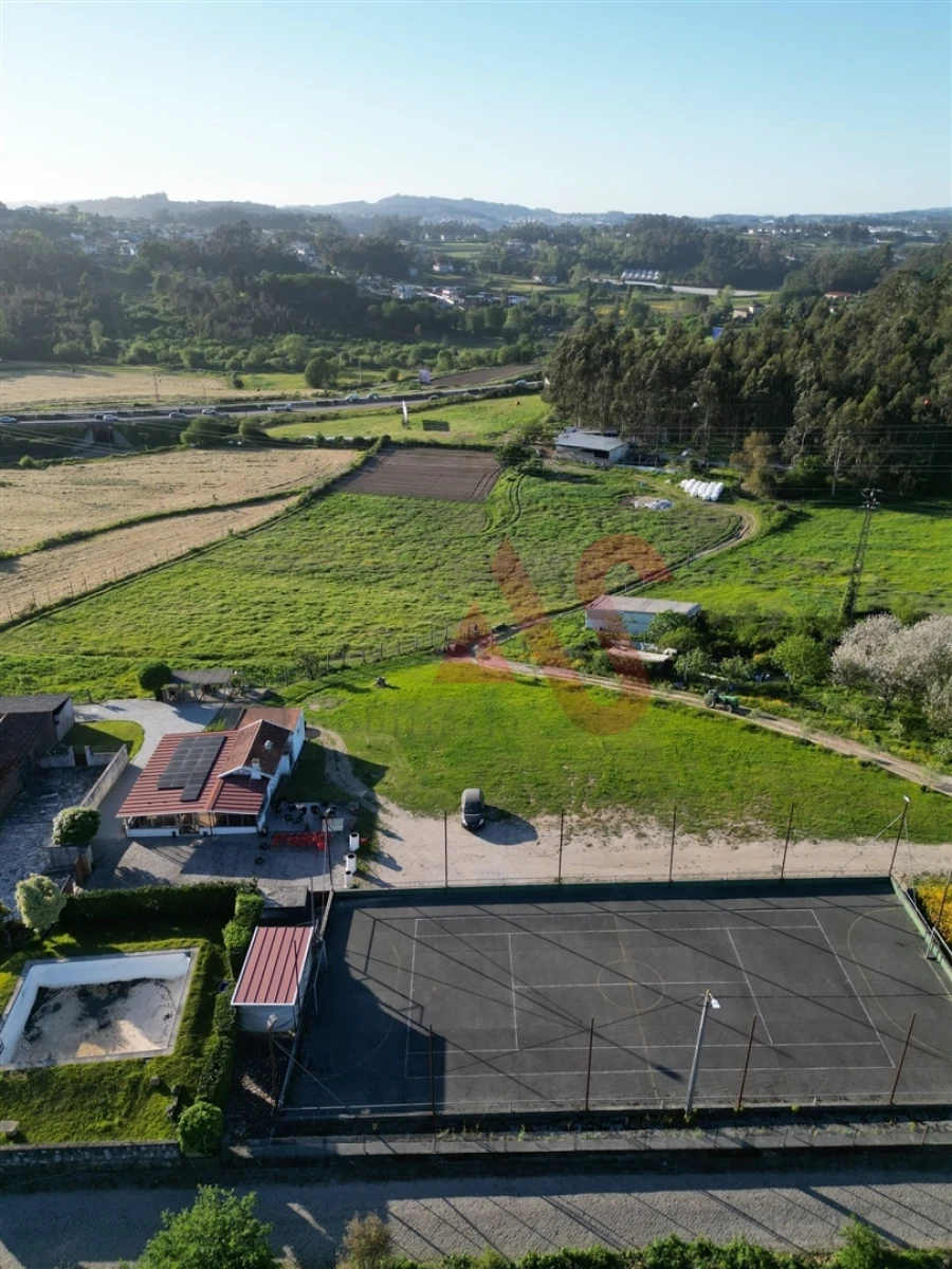 Terreno para Venda em Areias, Sequeirô, Lama e Palmeira Foto 6