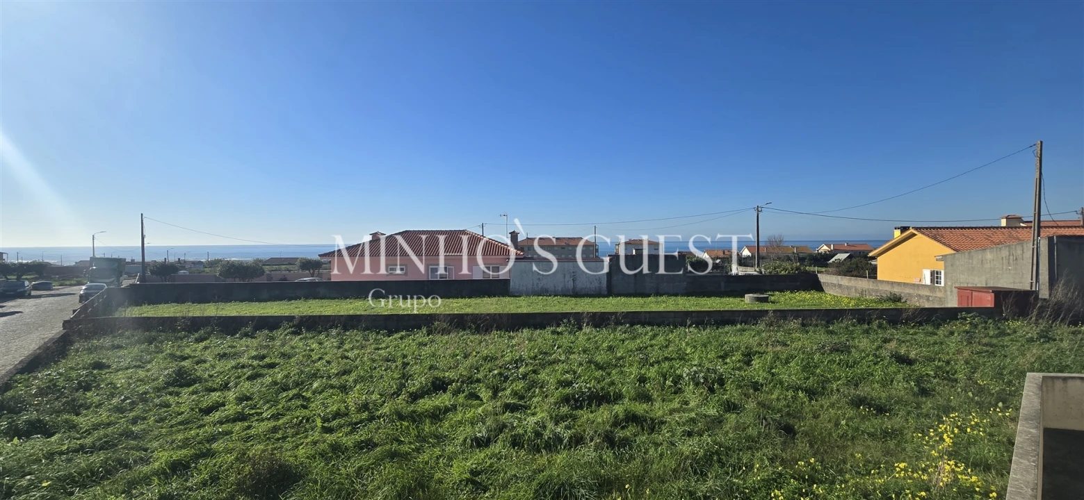 Terreno para Venda em Vila Chã Foto 8