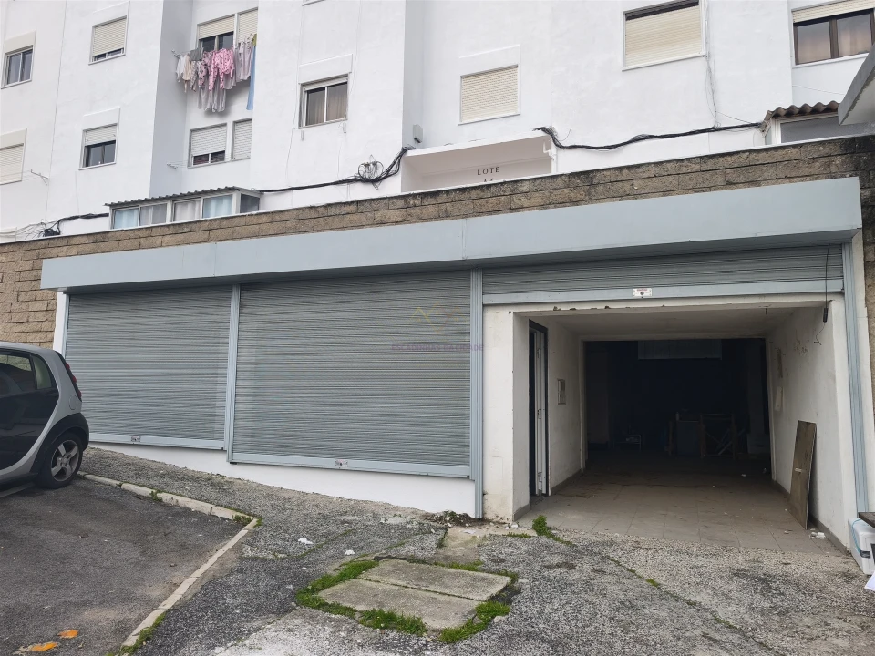 Armazém para Arrendamento em Campolide Foto 19