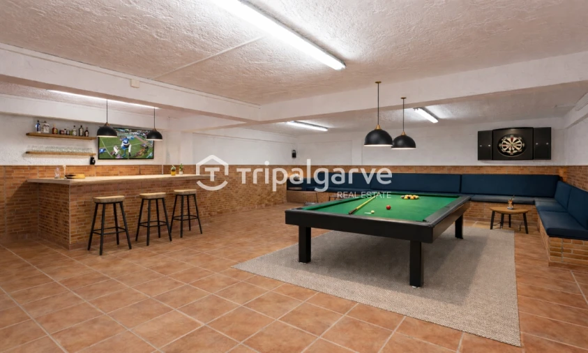 Moradia T5 para Venda em Guia Foto 42