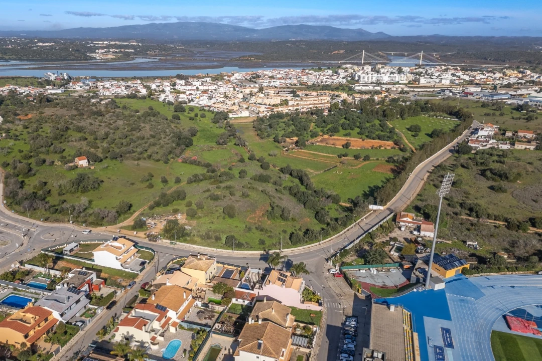 Terreno para Venda em Estômbar e Parchal Foto 13