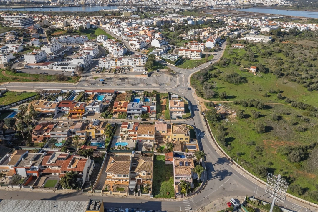Terreno para Venda em Estômbar e Parchal Foto 10