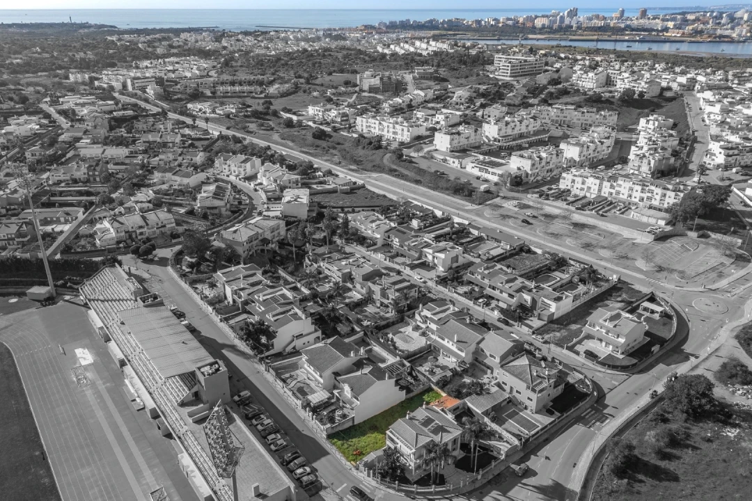 Terreno para Venda em Estômbar e Parchal Foto 17