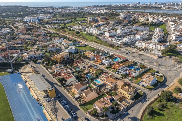 Terreno para Venda em Estômbar e Parchal Foto 18