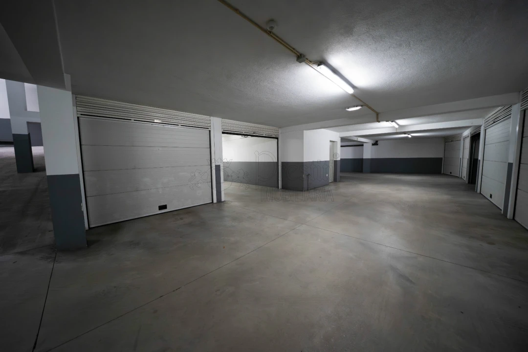 Apartamento T1 para Arrendamento em Oliveira, São Paio e São Sebastião Foto 12