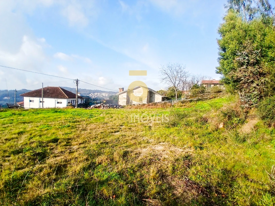 Terreno para Venda em Duas Igrejas Foto 2