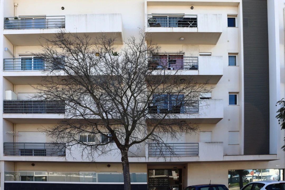 Apartamento T0 para Venda em Albufeira e Olhos de Água Foto 3