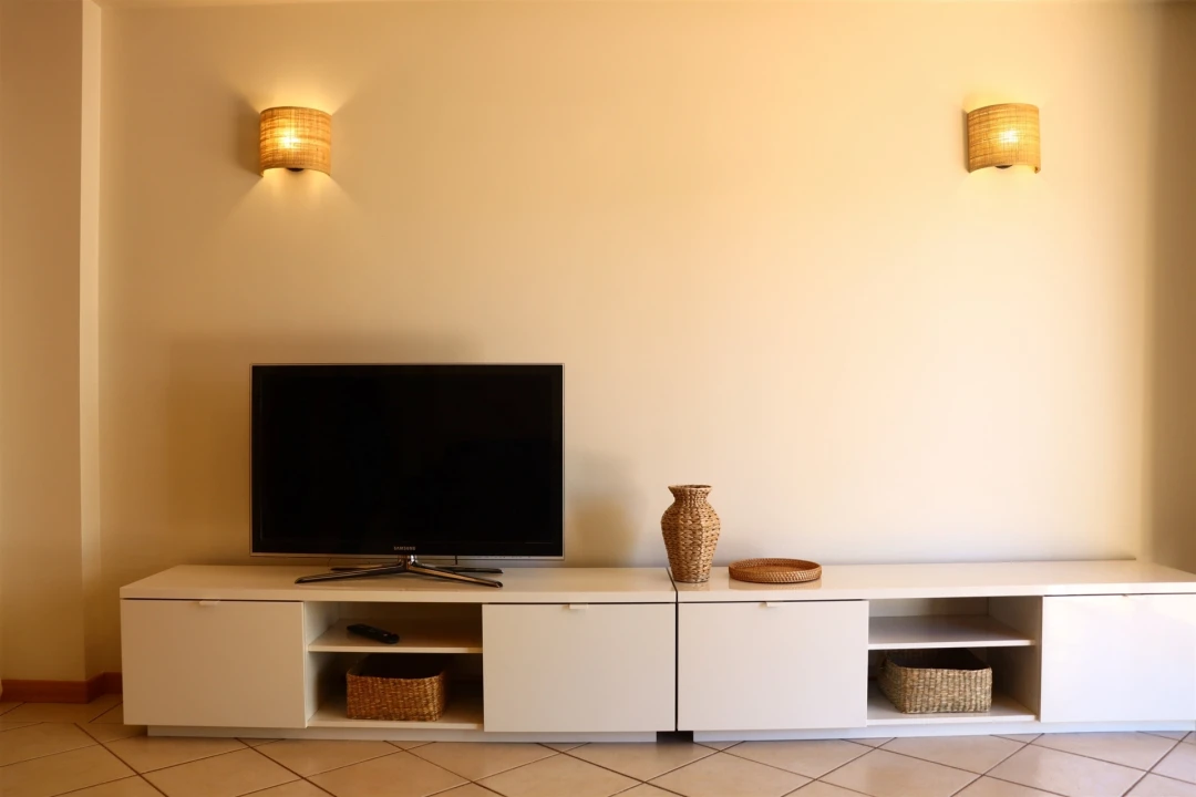 Apartamento T0 para Venda em Albufeira e Olhos de Água Foto 7