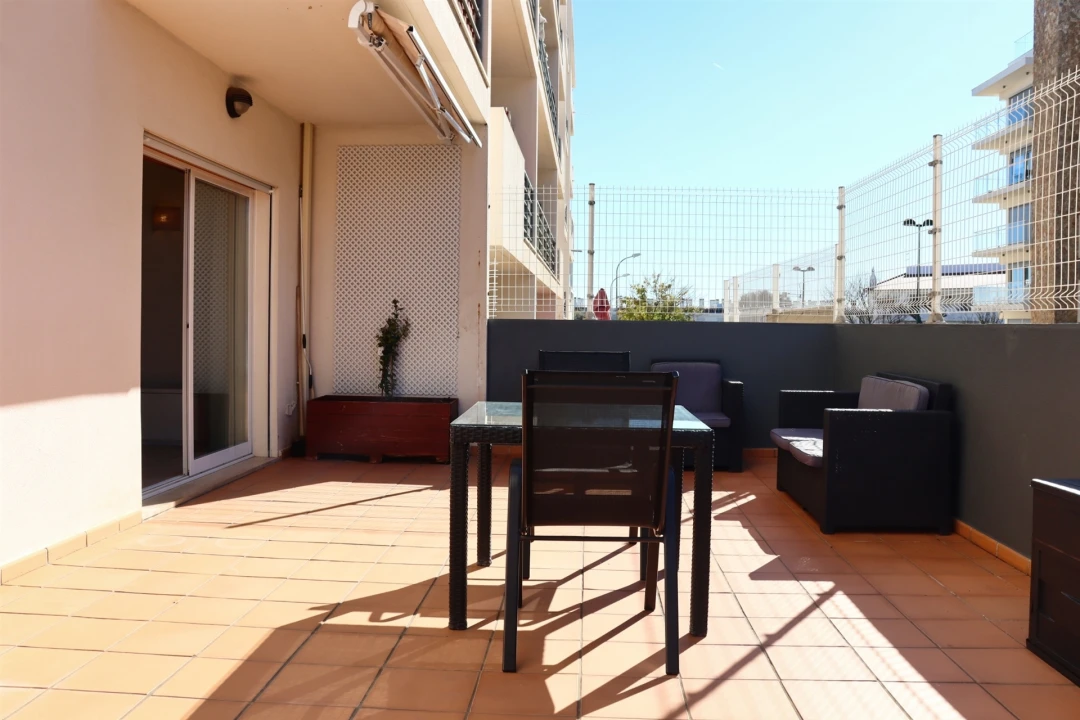 Apartamento T0 para Venda em Albufeira e Olhos de Água Foto 22