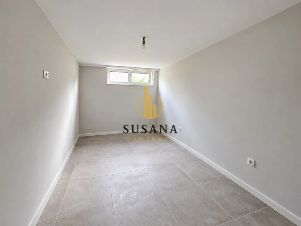 Apartamento T4 para Venda em Viseu Foto 22
