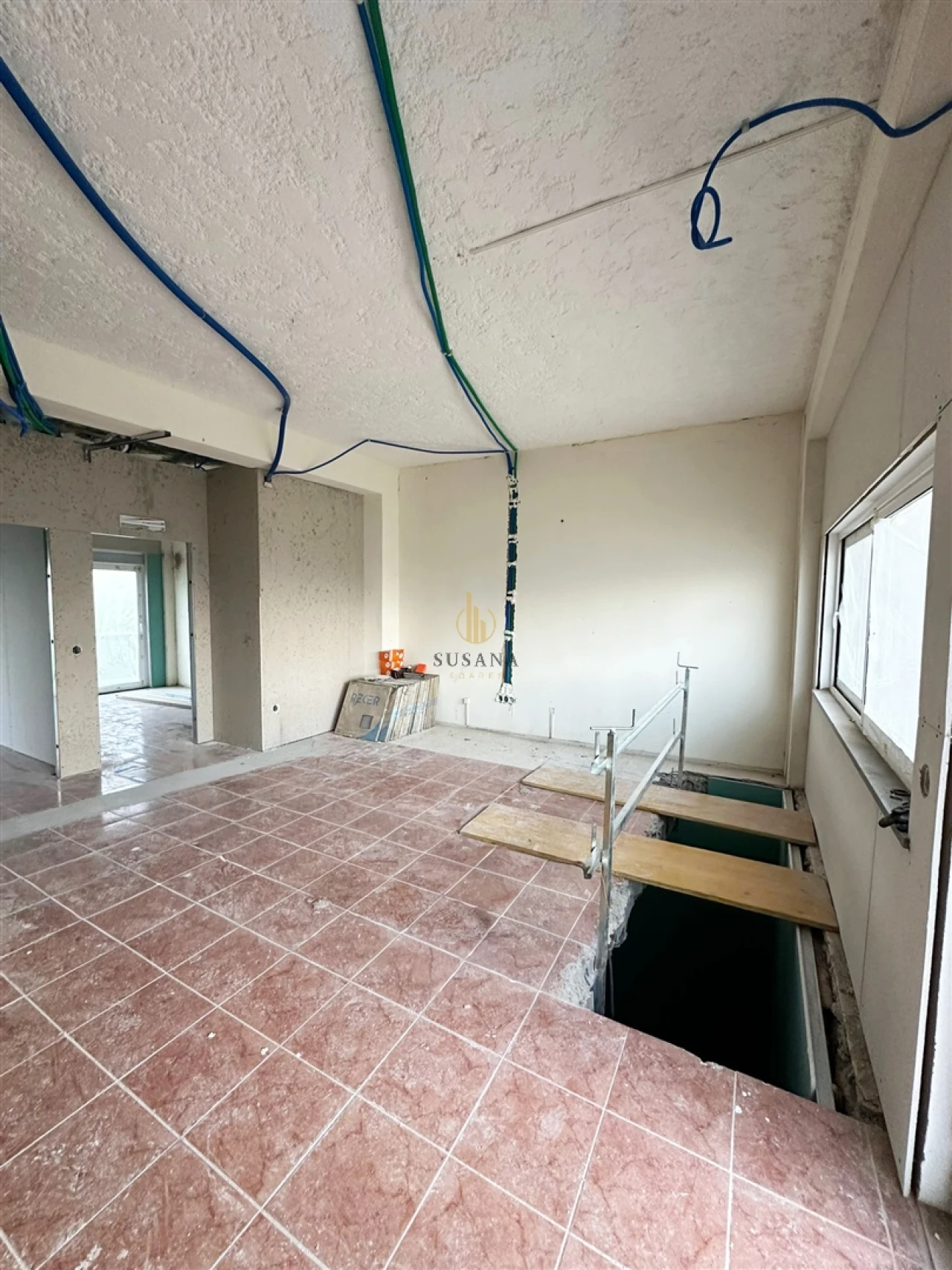 Apartamento T4 para Venda em Viseu Foto 4