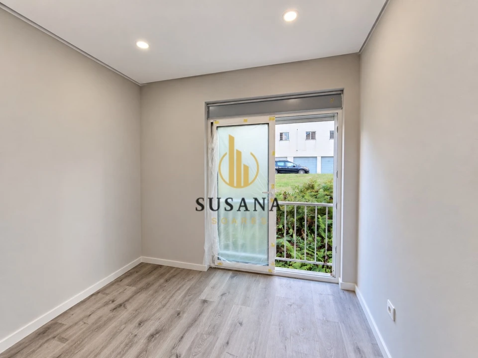 Apartamento T4 para Venda em Viseu Foto 15