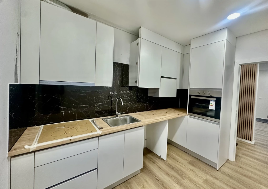 Apartamento T2 para Venda em Abraveses Foto 1