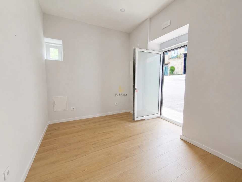 Apartamento T1 para Venda em Cavernães Foto 14