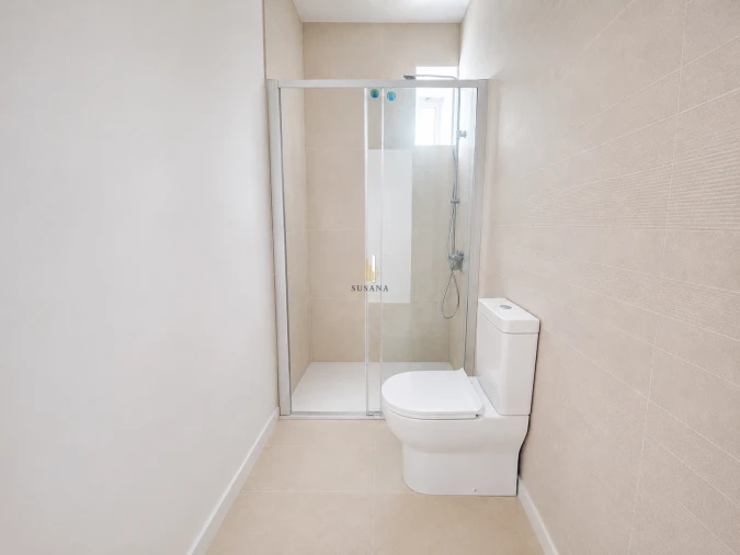 Apartamento T1 para Venda em Cavernães Foto 13