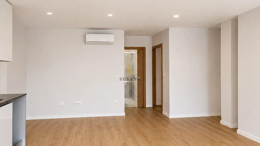 Apartamento T1 para Venda em Cavernães