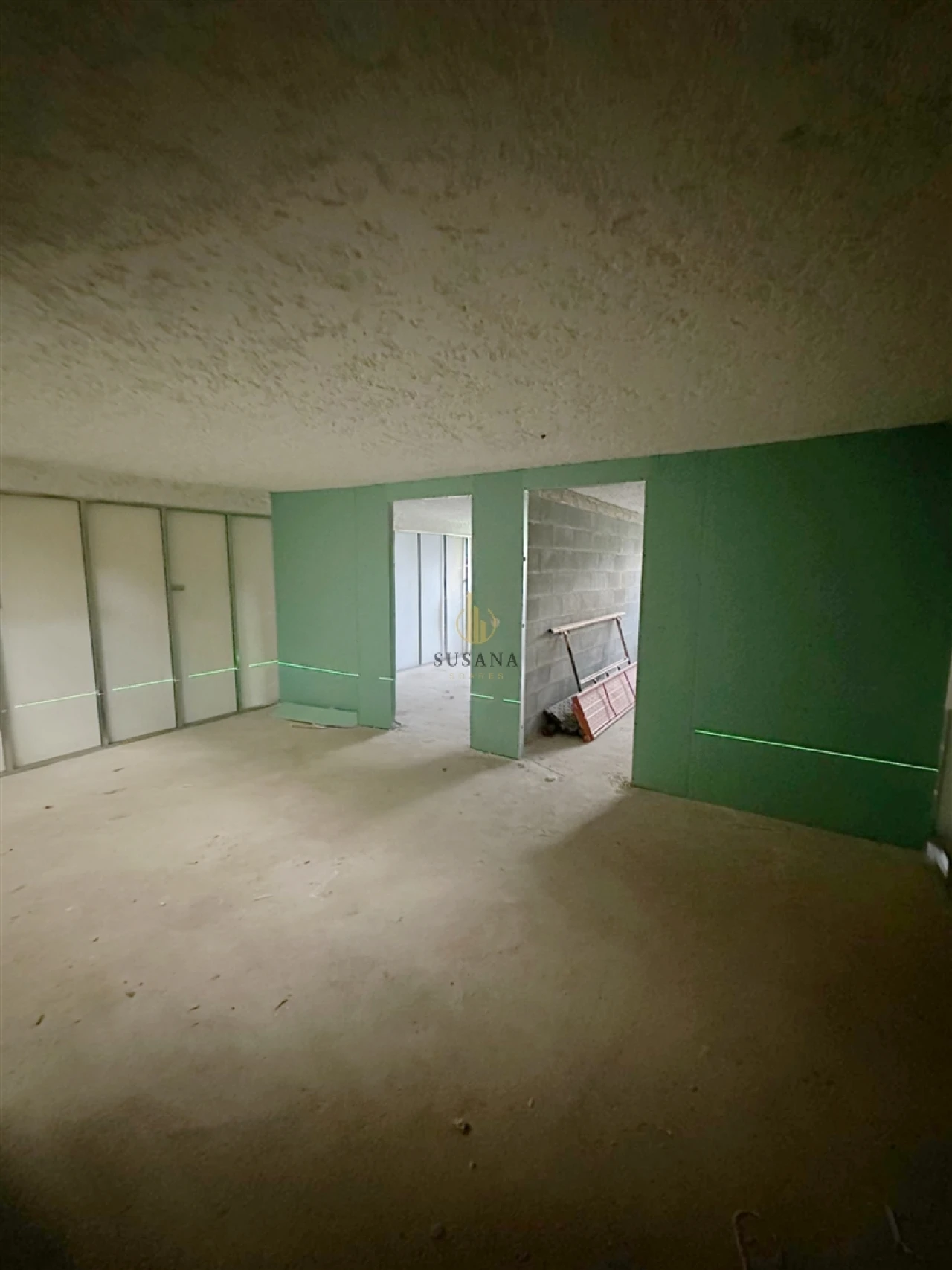 Apartamento T4 para Venda em Viseu Foto 7