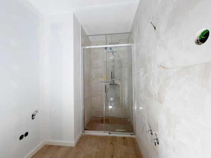 Apartamento T2 para Venda em Cavernães Foto 11