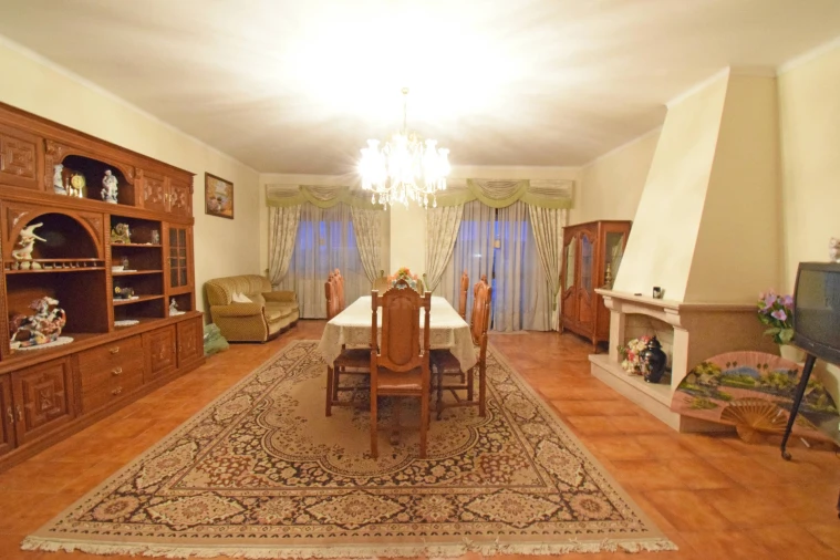 Apartamento T3 para Venda em Fundão, Valverde, Donas, A. Joanes, A. Nova Cabo Foto 1