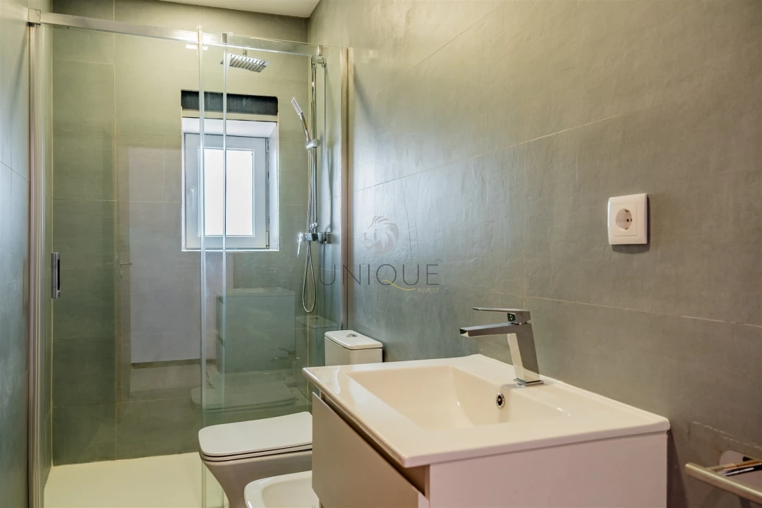 Moradia T3 para Venda em Pedroso e Seixezelo Foto 17