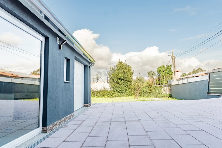 Moradia T3 para Venda em Pedroso e Seixezelo Foto 29