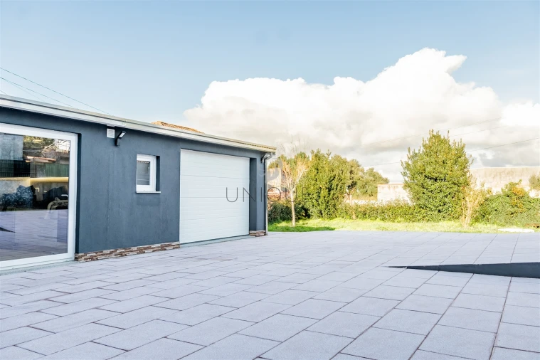 Moradia T3 para Venda em Pedroso e Seixezelo Foto 1