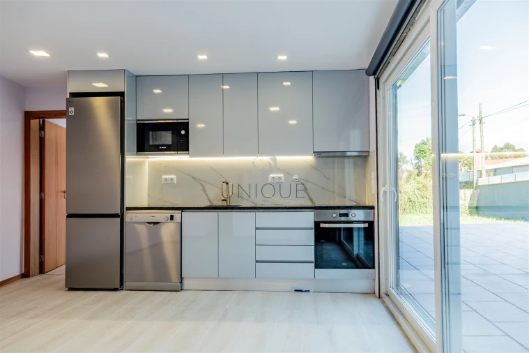 Moradia T3 para Venda em Pedroso e Seixezelo Foto 2