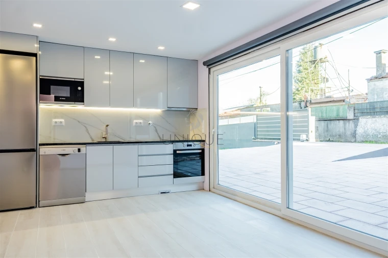 Moradia T3 para Venda em Pedroso e Seixezelo Foto 3