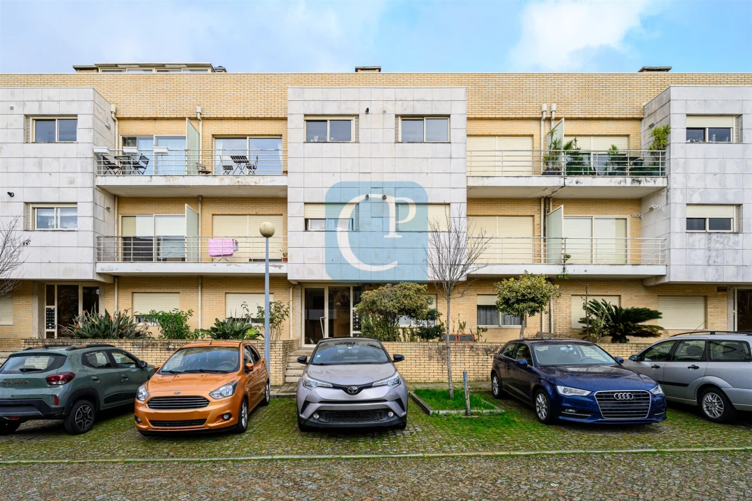 Apartamento T2 para Arrendamento em São Mamede de Infesta e Senhora da Hora Foto 23