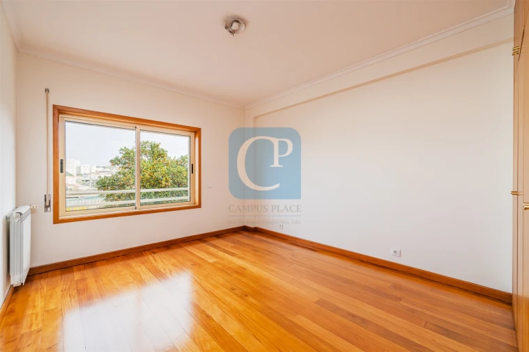 Apartamento T2 para Arrendamento em São Mamede de Infesta e Senhora da Hora Foto 19