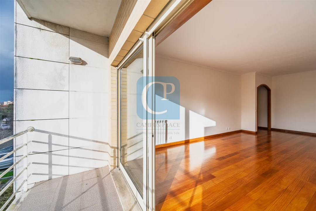 Apartamento T2 para Arrendamento em São Mamede de Infesta e Senhora da Hora Foto 1