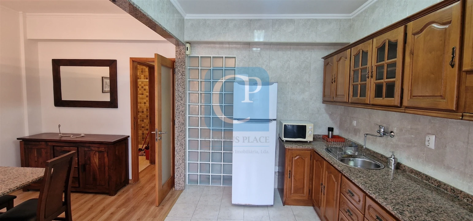 Apartamento T2 para Arrendamento em Lordelo do Ouro e Massarelos Foto 24