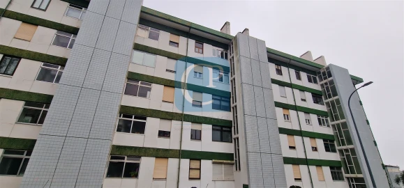 Apartamento T2 para Arrendamento em Lordelo do Ouro e Massarelos