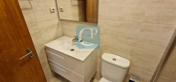 Apartamento T2 para Arrendamento em Lordelo do Ouro e Massarelos
