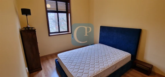 Apartamento T2 para Arrendamento em Lordelo do Ouro e Massarelos