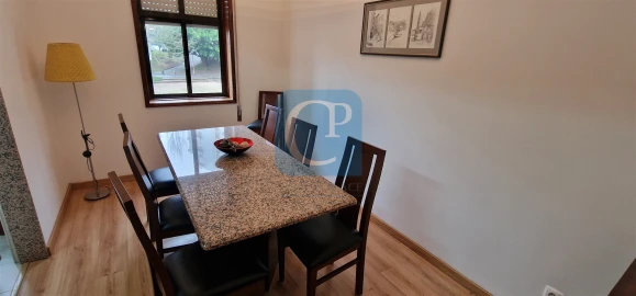 Apartamento T2 para Arrendamento em Lordelo do Ouro e Massarelos