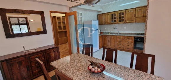 Apartamento T2 para Arrendamento em Lordelo do Ouro e Massarelos