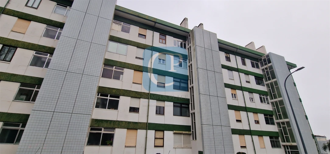 Apartamento T2 para Arrendamento em Lordelo do Ouro e Massarelos Foto 26