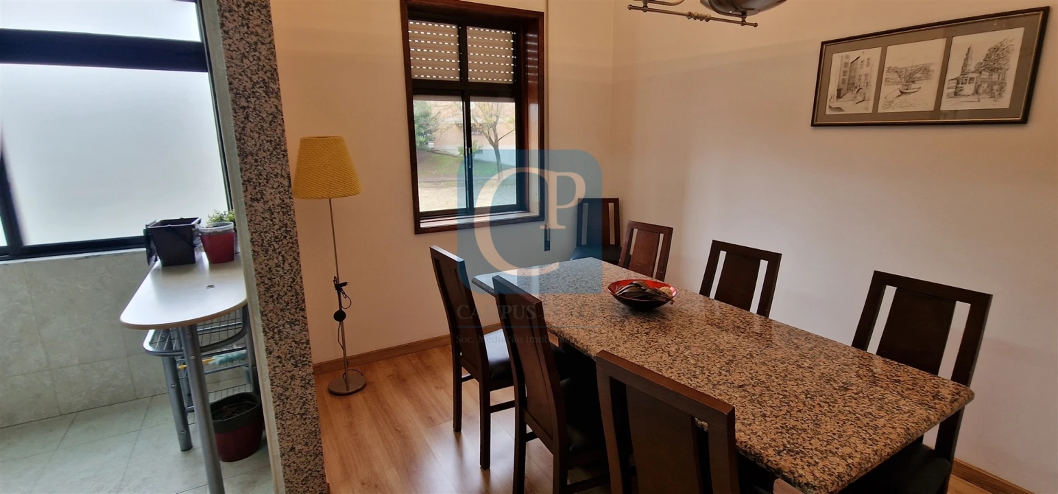 Apartamento T2 para Arrendamento em Lordelo do Ouro e Massarelos Foto 17