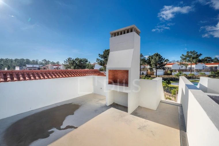 Moradia T4 para Venda em Carvalhal Foto 26