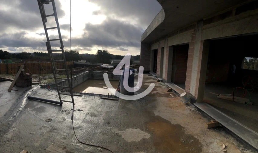 Moradia T3 para Venda em Salir de Matos Foto 10