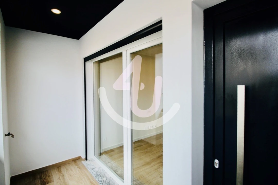 Apartamento T1 para Venda em Alfeizerão Foto 42