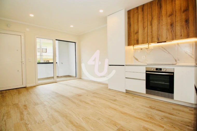 Apartamento T1 para Venda em Alfeizerão