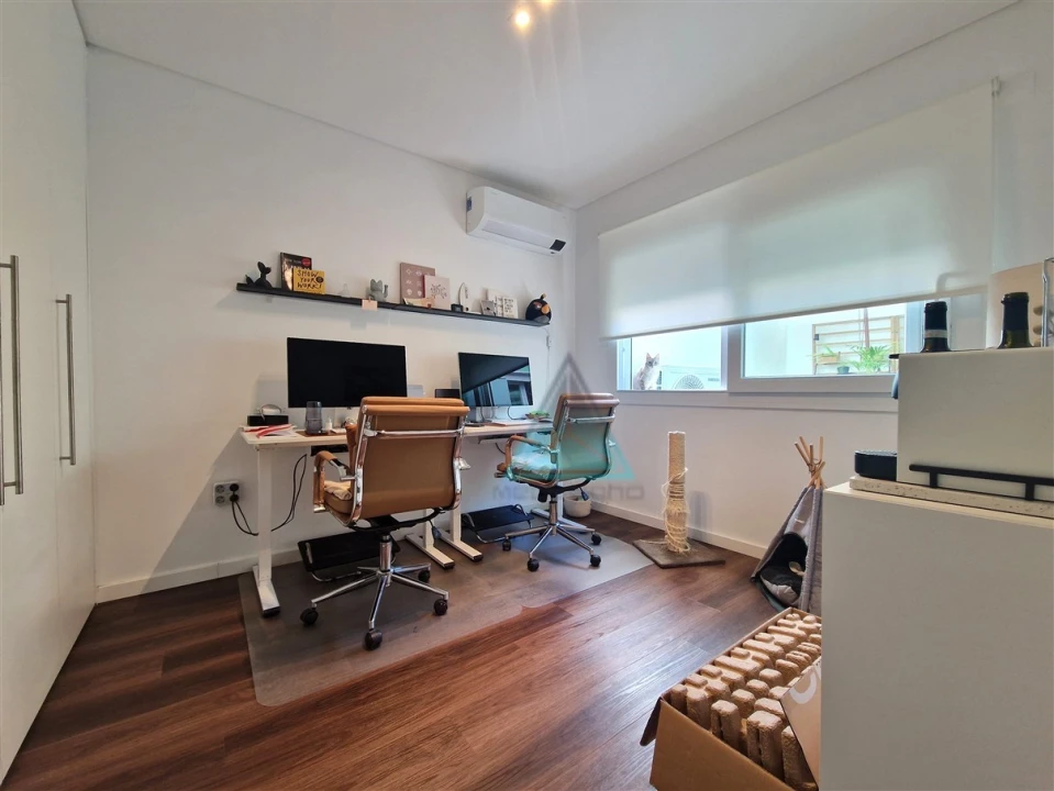 Apartamento T2 para Venda em Almada, Cova da Piedade, Pragal e Cacilhas Foto 5