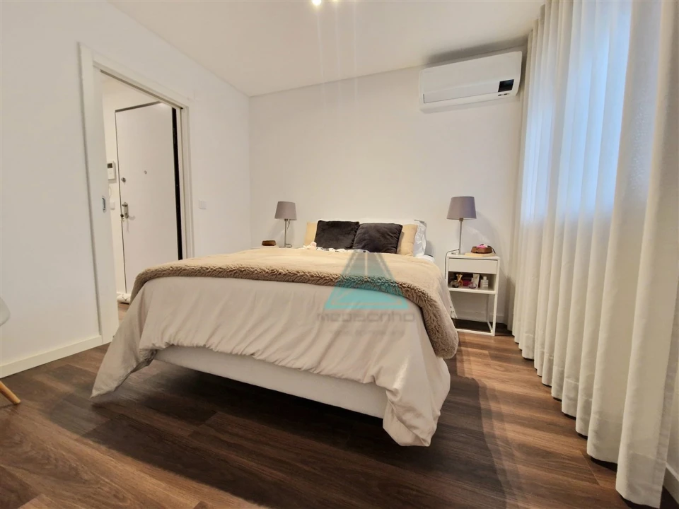 Apartamento T2 para Venda em Almada, Cova da Piedade, Pragal e Cacilhas Foto 15